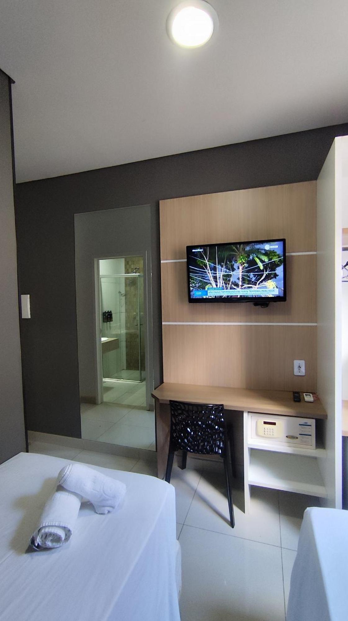 Assay Plaza 4*