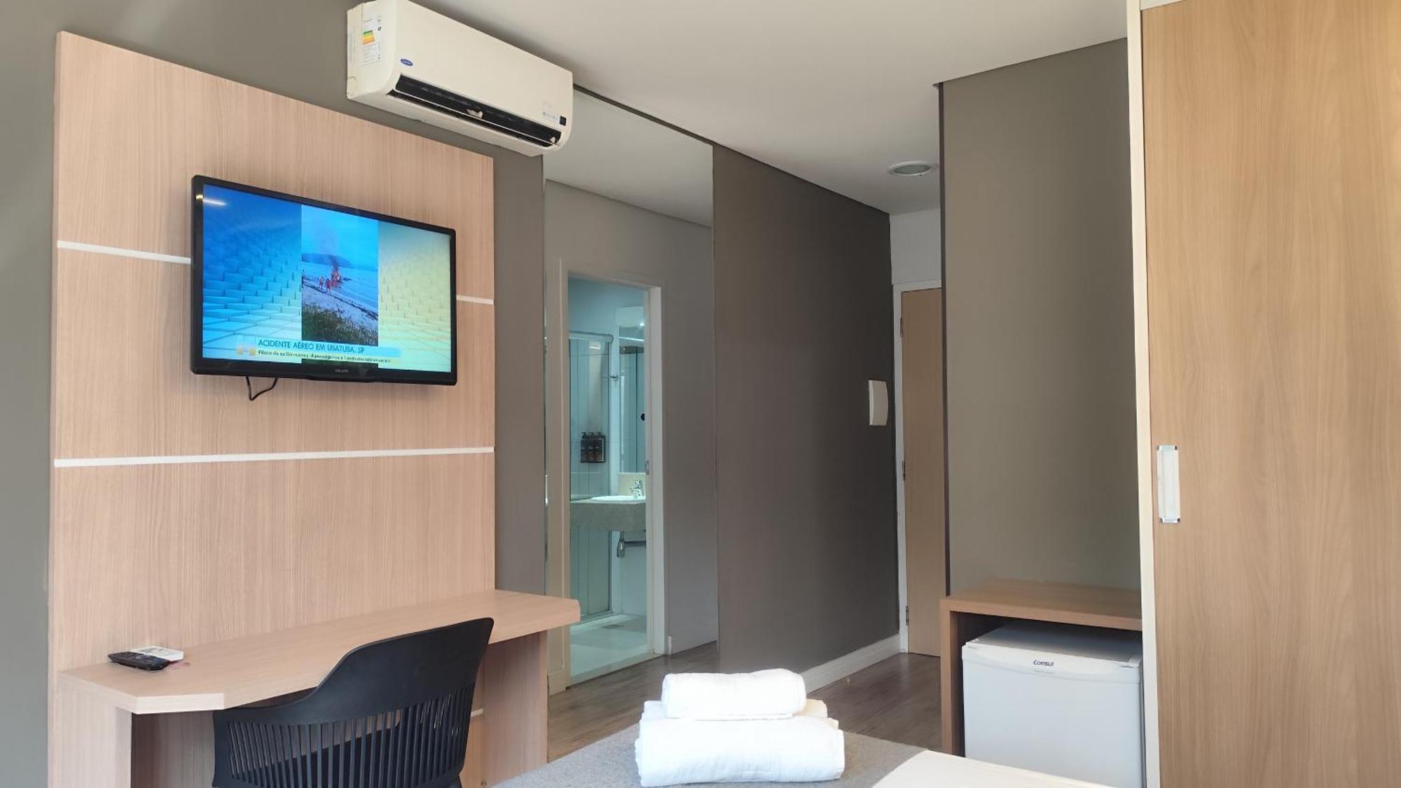 Assay Plaza 4*