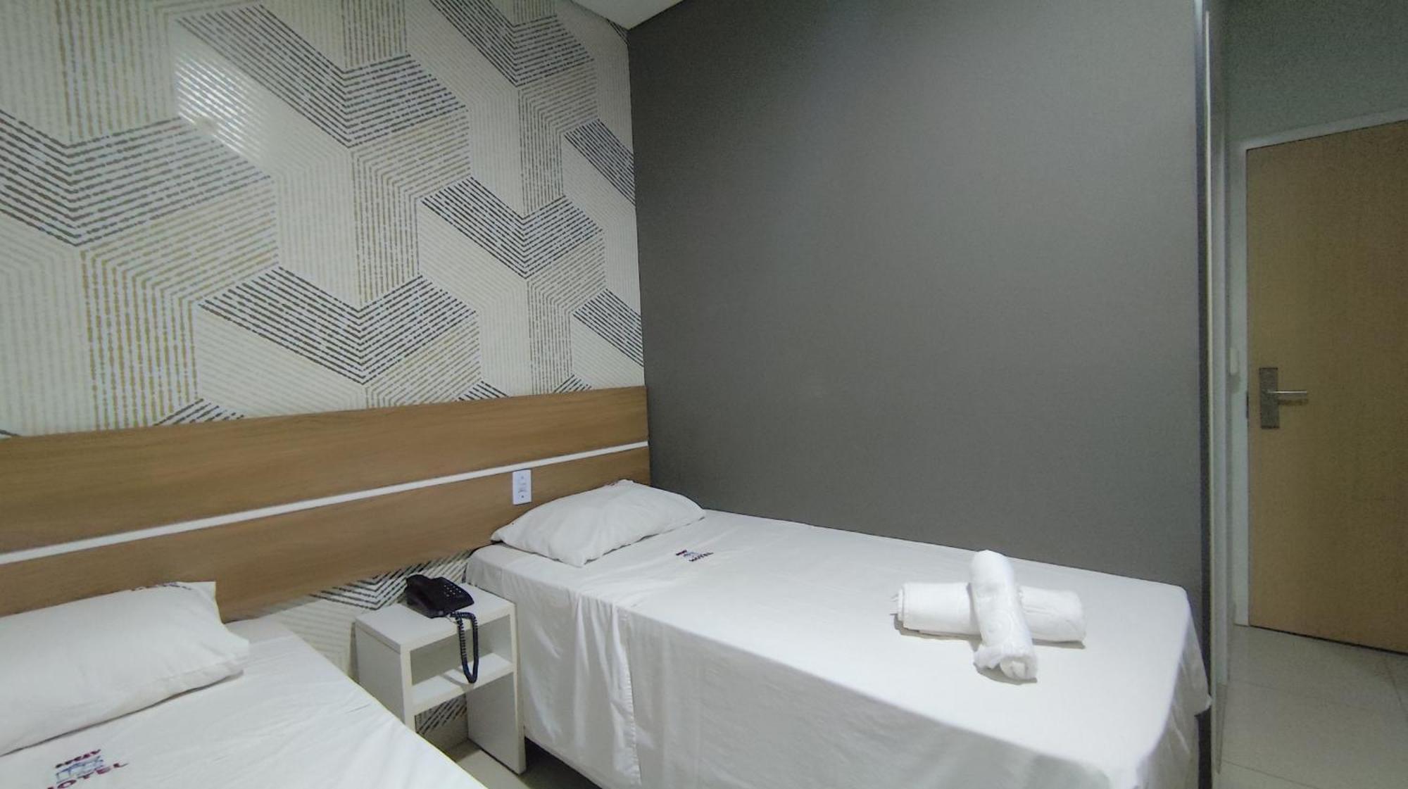 酒店 Assay Plaza 4*