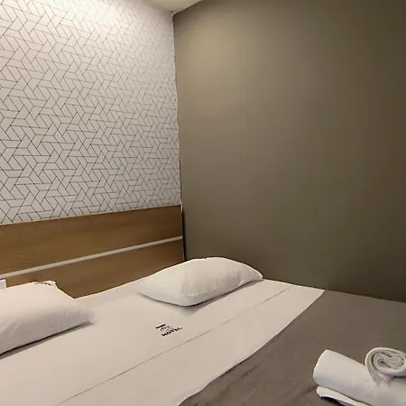 Assay Plaza Hotel Hortolândia Room photo