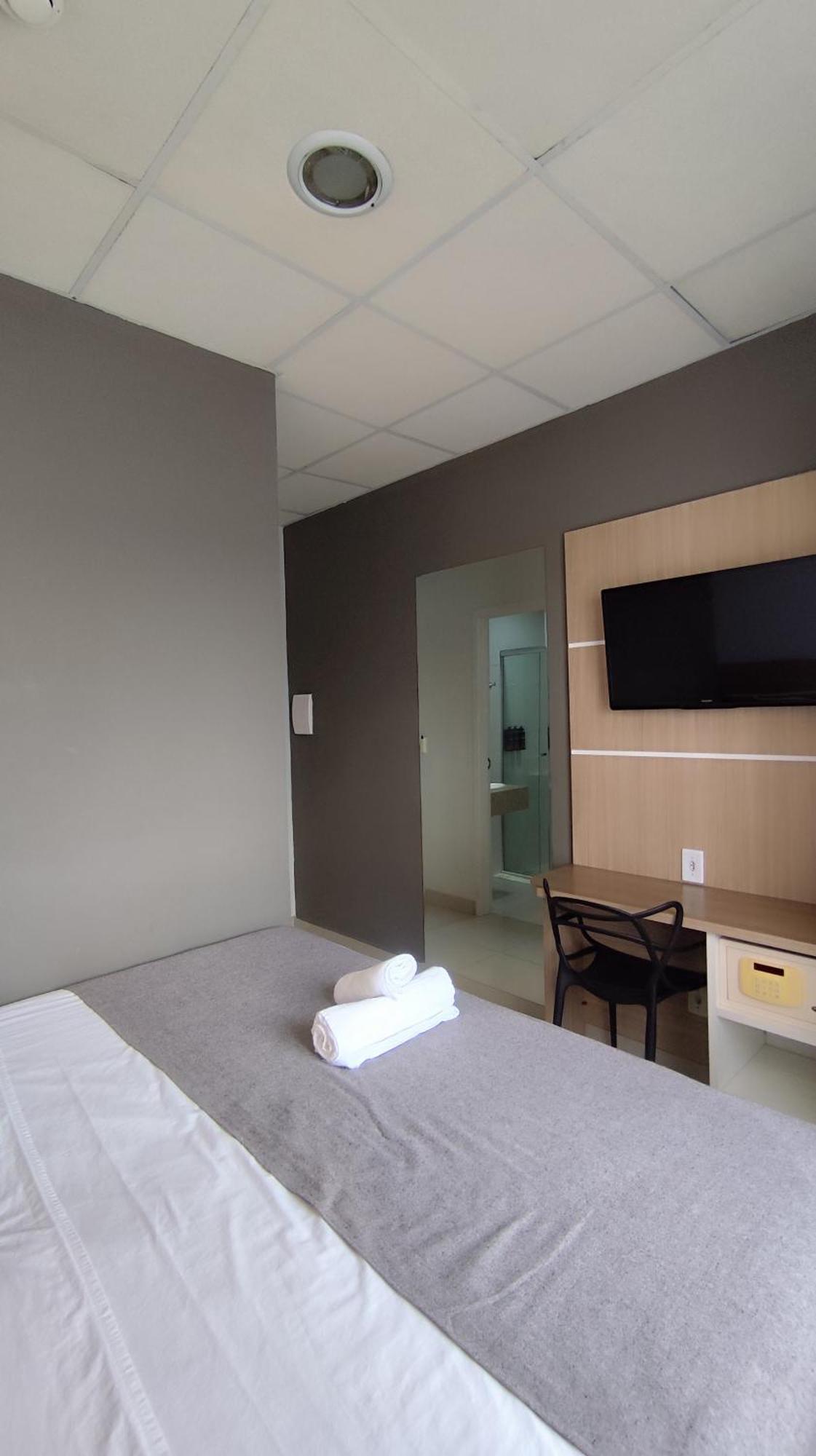 Assay Plaza Hotel