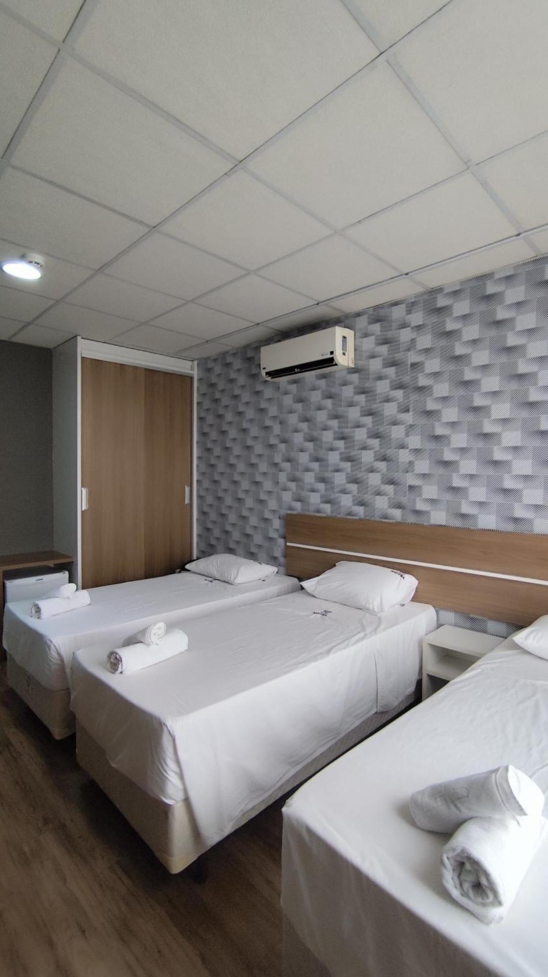 Assay Plaza Hotel 4*